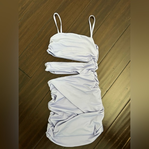 SHEIN Lavender Cut Out Ruched Dress Small Size 4 NWOT - Picture 4 of 4